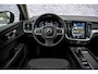Volvo V60 2.0 B3 Core | Black Pack | Achteruitrijcamera | Parkeersensoren | Keyless Entry | Elektrische Achterklep | Navigatie | Cruise Control Adaptief | BLIS | Lighting Pack | Essential Sport Pack