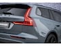 Volvo V60 2.0 B3 Core | Black Pack | Achteruitrijcamera | Parkeersensoren | Keyless Entry | Elektrische Achterklep | Navigatie | Cruise Control Adaptief | BLIS | Lighting Pack | Essential Sport Pack