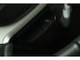 Suzuki Vitara 1.4 Boosterjet Select Smart Hybrid | Climate control | Cruise control adaptive | Stoelverwarming | Apple carplay, Android auto | Lichtmetalen velgen | Trekhaak | Camera |