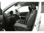 Suzuki Vitara 1.4 Boosterjet Select Smart Hybrid | Climate control | Cruise control adaptive | Stoelverwarming | Apple carplay, Android auto | Lichtmetalen velgen | Trekhaak | Camera |