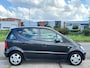Mercedes-Benz A-klasse 160 Avantgarde 5-Drs Stuurbekrachtiging Audio/CD Electric pakket ABS LMV 15" ESP TCS Leder/Stof Nieuwe Apk!