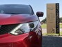 Nissan Qashqai 1.2 N-Connecta 360°Camera,Pano,Trekhaak,Navi,Clima,Cruise,Pdc V+A,Lm velgen,6 Bak,Dakrails,N.A.P,115pk,Apk tot 11-2026