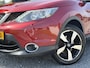 Nissan Qashqai 1.2 N-Connecta 360°Camera,Pano,Trekhaak,Navi,Clima,Cruise,Pdc V+A,Lm velgen,6 Bak,Dakrails,N.A.P,115pk,Apk tot 11-2026