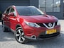 Nissan Qashqai 1.2 N-Connecta 360°Camera,Pano,Trekhaak,Navi,Clima,Cruise,Pdc V+A,Lm velgen,6 Bak,Dakrails,N.A.P,115pk,Apk tot 11-2026