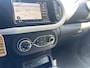 Renault Twingo Z.E. R80 E-Tech Techno 22 kWh | SoH waarde 98% | Eerste eigenaar | Nederlandse auto | Dealeronderhouden | Prachtige Kleur Rouge Flamme | Luxe Techno uitvoering | Climate control | R-Link navigatiesysteem | Unieke km-stand!! |