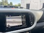 Renault Twingo Z.E. R80 E-Tech Techno 22 kWh | SoH waarde 98% | Eerste eigenaar | Nederlandse auto | Dealeronderhouden | Prachtige Kleur Rouge Flamme | Luxe Techno uitvoering | Climate control | R-Link navigatiesysteem | Unieke km-stand!! |