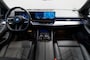 BMW 5-Serie 530E M-SPORT , Panodak, Harman &amp; Kardon, Leder, 21 Inch, 360 camera Trekh, BTW