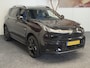 Lynk & Co 01 1.5 BLACK LINE PREMIUM ZWARTE HEMEL 360 CAMERA ADAPTIVE CRUISE CONTROL PANORAMA SCHUIF/KANTELDAK APPLE CARPLAY/ANDROID RIJSTROOKSENSOREN ZEER MOOI !!