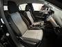 Opel Corsa 1.2 TURBO EDITION 15 STUKS OP VOORRAAD !! NAVIGATIE VIA APPLE CARPLAY/ANDROID STUUR/STOELVERWARMING CRUISE CONTROL RIJSTROOKSENSOREN DODEHOEKSENSOREN ACHTERUITRIJCAMERA 18" LICHTMETALEN VELGEN ZEER MOOI !!