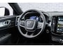 Volvo XC40 2.0 B3 Plus Black Edition | Google | Stuur-/Stoelverwarming | Pixel LED Koplampen | 360 Camera | Adaptieve Cruise | Getint Glas | BLIS | 20" LM