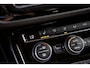 Volkswagen Touran 1.5 TSi 150 pk Highline Business R-line 7p | Keyless | Full LED | Camera | Stoelverwarming