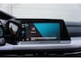 Volkswagen Golf Variant 1.0 TSI 110pk Life | Achteruitrijcamera | Navigatie | Elektrische Bestuurderstoel