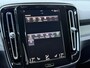 Volvo XC40 T5 Recharge R-Design | Trekhaak semi elektrisch wegklapbaar | Lederen bekleding | Adaptieve Cruise Control met Pilot Assist | Verwarmbare voorruit | Harman Kardon | 19 inch lichtmetalen velgen | Verwarmbare voorstoelen & stuurwiel | Elektrisch verstelbare voorstoelen