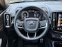 Volvo XC40 T5 Recharge R-Design | Trekhaak semi elektrisch wegklapbaar | Lederen bekleding | Adaptieve Cruise Control met Pilot Assist | Verwarmbare voorruit | Harman Kardon | 19 inch lichtmetalen velgen | Verwarmbare voorstoelen & stuurwiel | Elektrisch verstelbare voorstoelen
