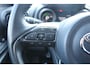 Toyota Yaris 1.5 Hybrid 115 Business Automaat l Stoelverwarming l Lendesteun l LM velgen l Spiegelverwarming l Getinte achterramen l Sfeerverlichting