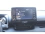 Toyota Yaris 1.5 Hybrid 115 Business Automaat l Stoelverwarming l Lendesteun l LM velgen l Spiegelverwarming l Getinte achterramen l Sfeerverlichting
