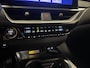 Lexus UX 300h F SPORT Design | Carplay | Stoelverwarming | Adaptive Cruise |