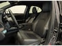 Lexus UX 300h F SPORT Design | Carplay | Stoelverwarming | Adaptive Cruise |