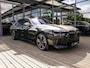 BMW i7 xDrive60 106 kWh | SOH 95% | M-SPORT | BMW INDIVIDUAL TWO TONE OXIDGRAU/BLACK | REAR SEAT ENTERTAINMENT EXPERIENCE | SKYLOUNGE PANORAMA | BOWERS & WILKINS | STOELMASSAGE VOOR EN ACHTER | STOELVENTILATIE | THEATRE SCREEN |