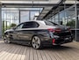 BMW i7 xDrive60 106 kWh | SOH 95% | M-SPORT | BMW INDIVIDUAL TWO TONE OXIDGRAU/BLACK | REAR SEAT ENTERTAINMENT EXPERIENCE | SKYLOUNGE PANORAMA | BOWERS & WILKINS | STOELMASSAGE VOOR EN ACHTER | STOELVENTILATIE | THEATRE SCREEN |