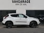 Nissan Juke 1.2 DIG-T S/S Tekna | Panoramadak | 360°-camera | Leder | Trekhaak | Stoelverwarming | 18" lichtmetalen velgen | Climate Control | Keyless entry | Cruise Control | NAP | 1e eigenaar