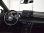 Toyota Yaris 1.5 Hybrid Lounge | Carplay | Panorama | Halfleer |