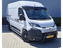 Citroën Jumper 2.2 BlueHDi 140 S&S L2H2 3.5t BLACK EDITION | Velgen Bullbar Sidebars Zonneklep