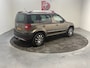 Skoda Yeti 1.2 TSI Ambition Arctic, NL auto, 1e eigenaar, Boekjes, Clima, Cruise, Trekhaak, Hoge instap, Isofix, Prijs incl. nieuwe apk, beurt en 3 mnd garantie