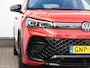 Volkswagen Tiguan 1.5 eHybrid 272pk R-Line Business | 1e eigenaar | Harman/Kardon | Head-up | Panoramadak | Black style |