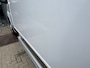 Peugeot Boxer 435 2.2 BlueHDi Bakwagen 750kg laadklep zijdeur Airco Telefoonverbinding Bluetooth bakwagen verhuiswagen Meubelbak euro 6