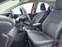 Toyota Yaris 1.5 Hybrid Dynamic | Apple Carplay / Android Auto | Dodehoek detectie | Parkeersensoren voor/achter | Stoelverwarming | Adaptive Cruise | Clima | Keyless | Camera | 16 inch