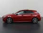 Mercedes-Benz A-klasse 180 Business Solution AMG | Night | Panoramadak | Multibeam | Widescreen | Achteruitrijcamera | Sfeerverlichting | Stoelverwarming |