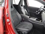 Mercedes-Benz A-klasse 180 Business Solution AMG | Night | Panoramadak | Multibeam | Widescreen | Achteruitrijcamera | Sfeerverlichting | Stoelverwarming |