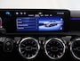 Mercedes-Benz A-klasse 180 Business Solution AMG | Night | Panoramadak | Multibeam | Widescreen | Achteruitrijcamera | Sfeerverlichting | Stoelverwarming |