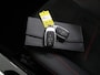 Mercedes-Benz A-klasse 180 Business Solution AMG | Night | Panoramadak | Multibeam | Widescreen | Achteruitrijcamera | Sfeerverlichting | Stoelverwarming |