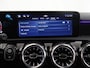 Mercedes-Benz A-klasse 180 Business Solution AMG | Night | Panoramadak | Multibeam | Widescreen | Achteruitrijcamera | Sfeerverlichting | Stoelverwarming |