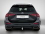 Mercedes-Benz C-klasse Estate 300 e 140 Years Edition | Comfortpakket Plus | Parkeerpakket met 360°-camera | Nightpakket | Trekhaak | Panoramaschuifdak | Middenconsole metaalstructuur | GUARD 360° Plus | 19" multispaaks lichtmetalen AMG-velgen |