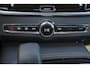Volvo V90 T6 Recharge AWD Plus Bright - Panorama/schuifdak - IntelliSafe Assist & Surround - 360º Camera - Harman/Kardon audio - Adaptieve LED koplampen - Verwarmde voorstoelen, stuur & achterbank - Parkeersensoren voor & achter - Elektr. bedienb. voorstoelen met geheugen - Extra getint glas - 19' LMV