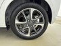 Toyota Yaris 1.3 VVT-i Executive | Airco | Camera | 16 inch | Bluetooth | Privacy glas | Dakspoiler