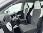 Toyota Yaris 1.3 VVT-i Executive | Airco | Camera | 16 inch | Bluetooth | Privacy glas | Dakspoiler