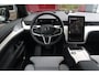 Volvo EX90 Twin Motor Performance Ultra 7p. 111 kWh | Tailored Wool | Trekhaak | Luchtvering | Bowers&Wilkins | 22" Velgen