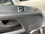 Peugeot Boxer 435 2.2 BlueHDi 165pk Bakwagen 750kg laadklep zijdeur Airco Telefoonverbinding Bluetooth bakwagen verhuiswagen Meubelbak euro 6