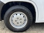 Peugeot Boxer 435 2.2 BlueHDi 165pk Bakwagen 750kg laadklep zijdeur Airco Telefoonverbinding Bluetooth bakwagen verhuiswagen Meubelbak euro 6