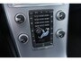 Volvo XC60 T5 Polar+ | Panoramadak | Trekhaak | Camera | Parkeerverwarming | Elektrische Stoelen | Stoelverwarming | Xenon | PDC Voor+Achter