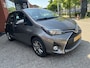 Toyota Yaris 1.3 VVT-i Trend 1E EIGENAAR - UNIEKE KMSTAND - NAP // TREKHAAK // CRUISE // CLIMA // NAVI // PARKEERCAMERA //