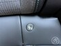 Peugeot e-2008 EV Allure 50 kWh 136 pk Automaat Range tot 300 km SOH 89%, Achteruitrijcamera
