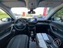 Peugeot e-2008 EV Allure 50 kWh 136 pk Automaat Range tot 300 km SOH 89%, Achteruitrijcamera