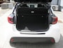 Toyota Yaris Hybrid Black & White 14.790 km