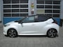 Toyota Yaris Hybrid Black & White 14.790 km