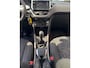 Peugeot 2008 1.2 PureTech Allure - Panorama dak I Airco I Led / Xenon I PDC I Trekhaak I Dealer onderhouden